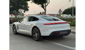 2023 بورش تايكون 4S