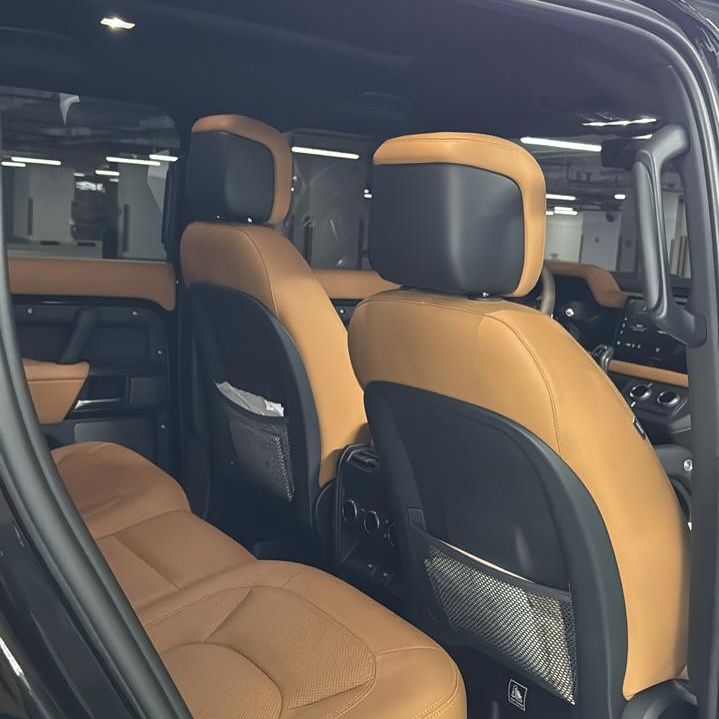 2023 Land Rover Defender 110 trophy