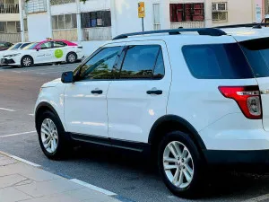 2015 Ford Explorer XLS
