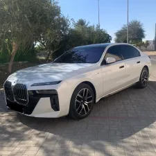 2023 بي أم دابليو الفئة - 7 735Li