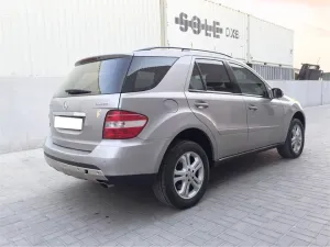 2007 مرسيدس-بنز ام ال ML350