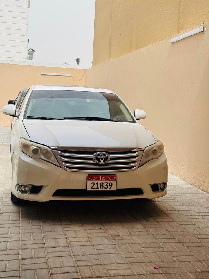 2011 Toyota Avalon Grande