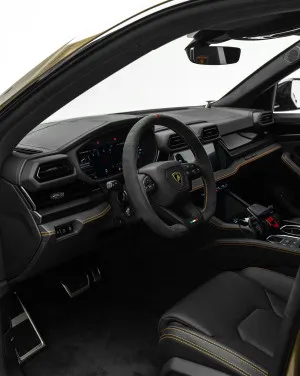 2025 لامبورجيني اوروس STD