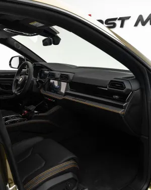 2025 لامبورجيني اوروس STD