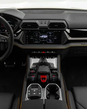 2025 لامبورجيني اوروس STD