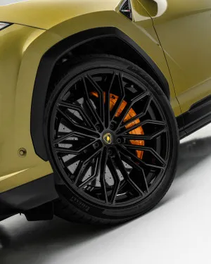 2025 لامبورجيني اوروس STD