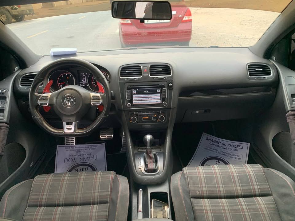 2011 فولجس فاجن جولف GTI