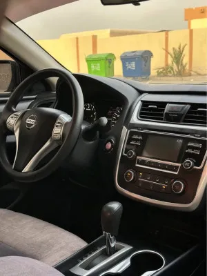 2016 Nissan Altima S