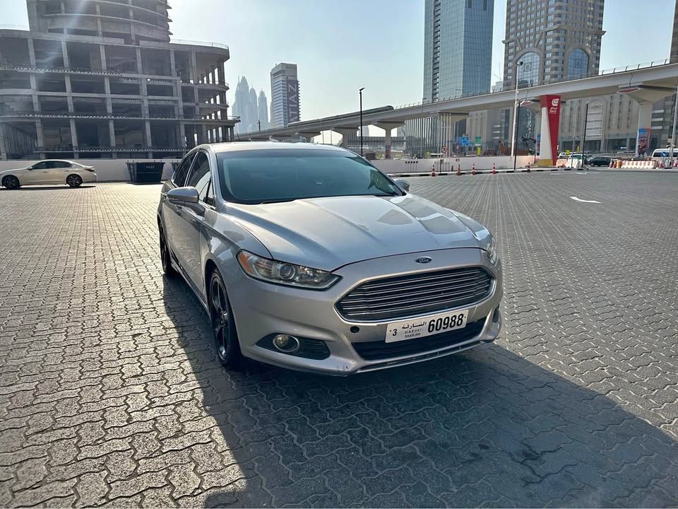 2015 فورد فيجن Titanium