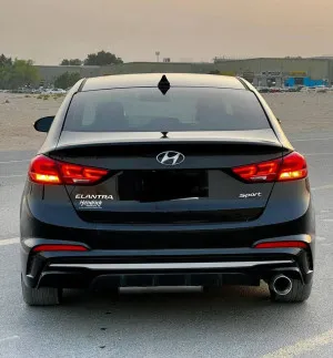 2018 هيونداي النترا Limited