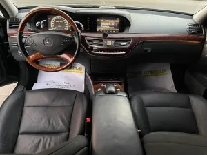 2012 Mercedes-Benz S-Class S550