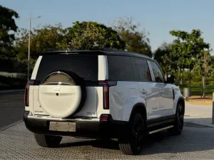 2025 روكس ٠١