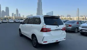 2020 تويوتا افالون Grande