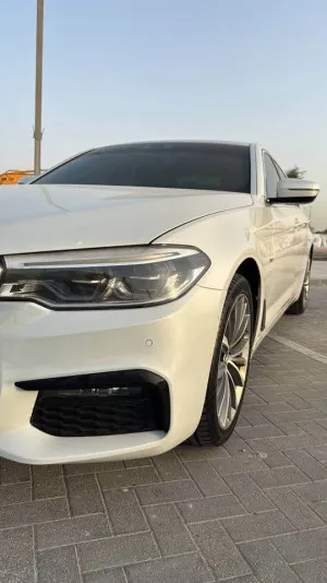 2018 BMW 5-Series 530i