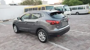 2019 نيسان روج SL