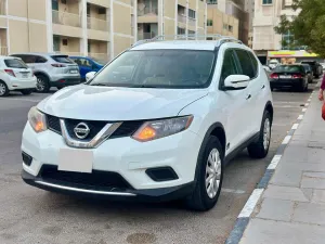 2016 نيسان روج SL