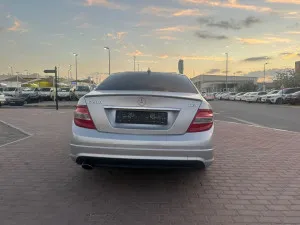 2010 Mercedes-Benz C-Class C200
