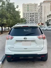 2016 نيسان روج SL