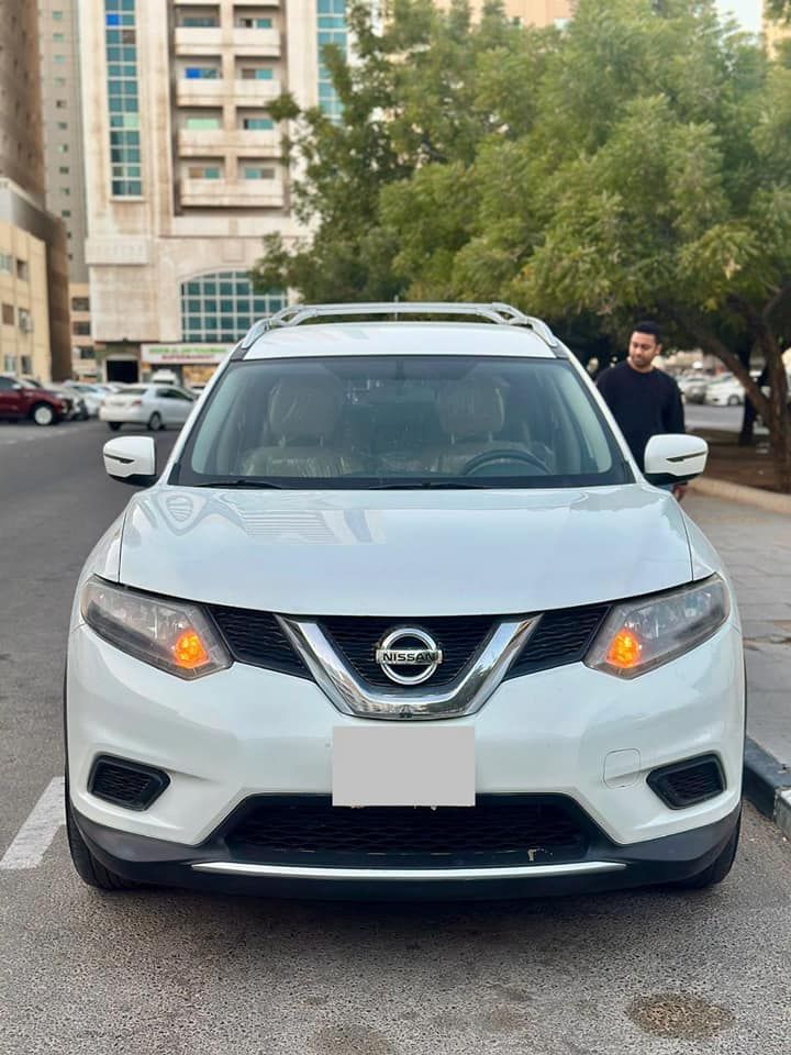 2016 نيسان روج SL