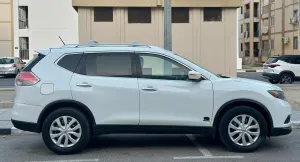 2016 نيسان روج SL