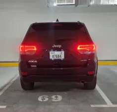 2018 جييب جراند شيروكي Laredo E