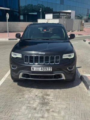2015 جييب جراند شيروكي Laredo E