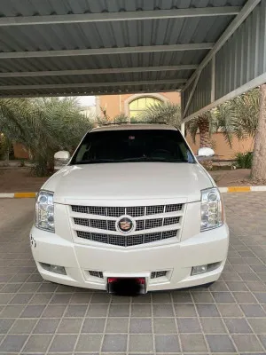 2013 كاديلاك اسكاليد Premium Luxury