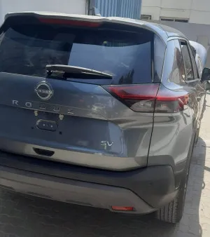2023 نيسان روج SL