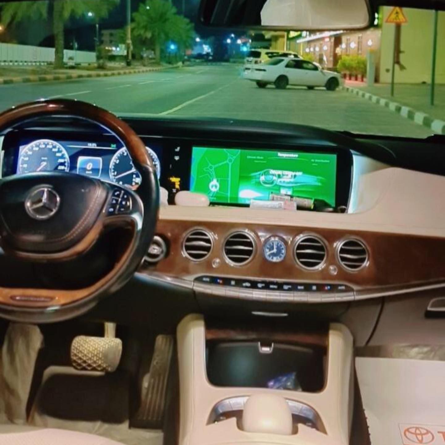 2015 مرسيدس-بنز الفئة - S S550