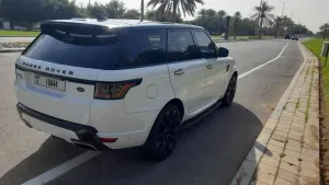 2022 لاند روفر رينج روفر سبورت HST