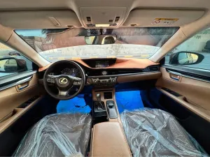 2018 Lexus ES Es350