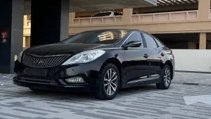 2012 هيونداي أزيرا GL