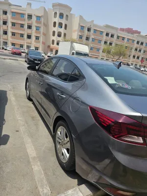 2019 هيونداي النترا SE