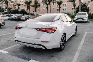 2021 نيسان سنترا SV