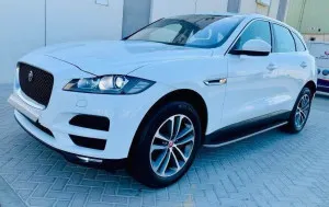 2017 جاكوار اف بيس R-Dynamic S