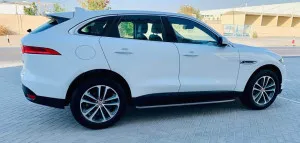 2017 جاكوار اف بيس R-Dynamic S