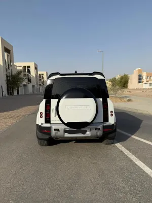 2024 لاند روفر ديفندر 110 HSE