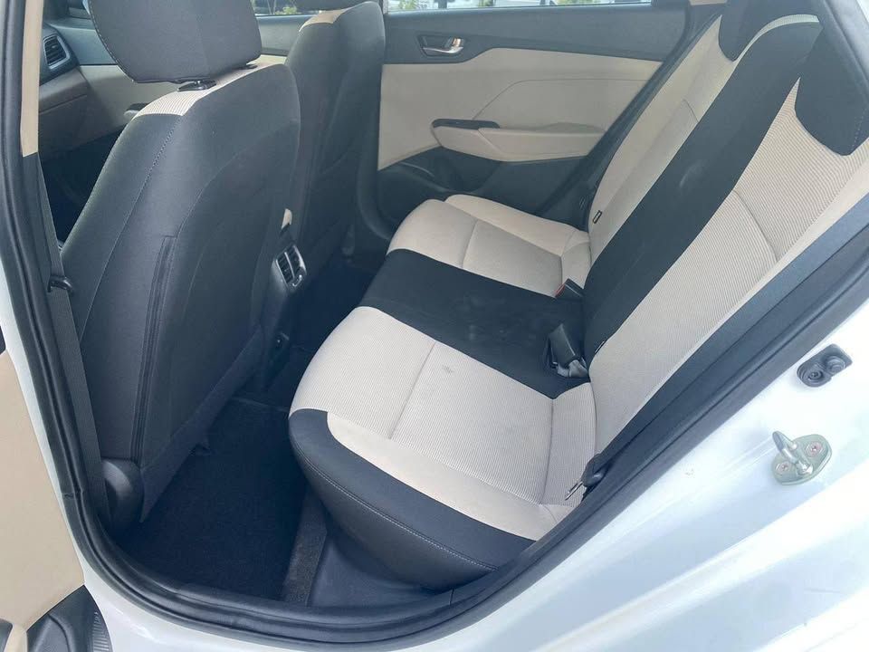 2021 Hyundai Accent SE