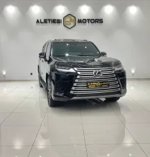 2023 لكزس ال اكس ٦٠٠ Signature