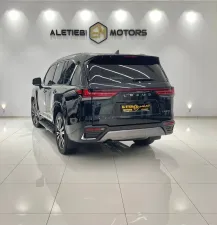 2023 لكزس ال اكس ٦٠٠ Signature
