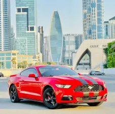 2016 فورد موستانج V6