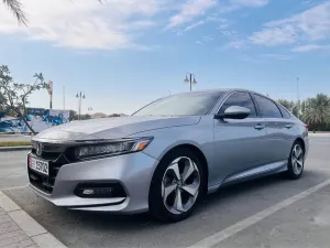 2019 هوندا أكورد EX