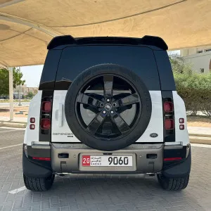 2023 Land Rover Defender 110 SE