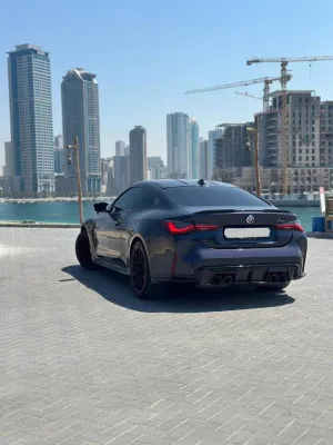 2023 بي أم دابليو ام ٤ Standard