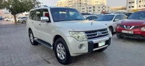2010 Mitsubishi Pajero Signature Edition