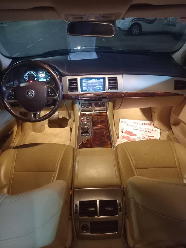 2012 جاكوار اكس اف R-Sport