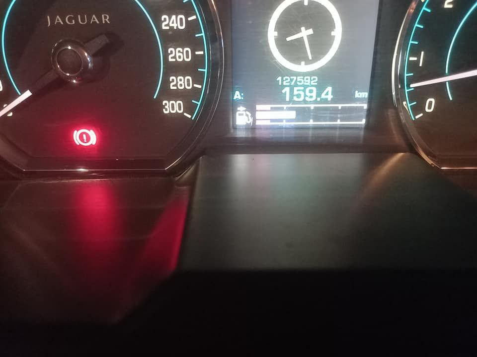 2012 جاكوار اكس اف R-Sport