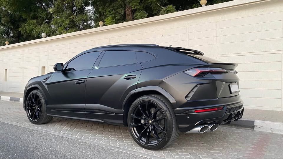 2021 لامبورجيني اوروس Mansory
