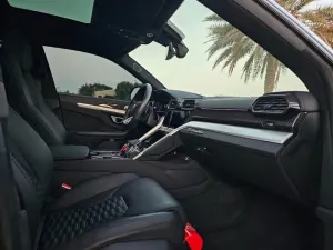 2021 لامبورجيني اوروس Mansory