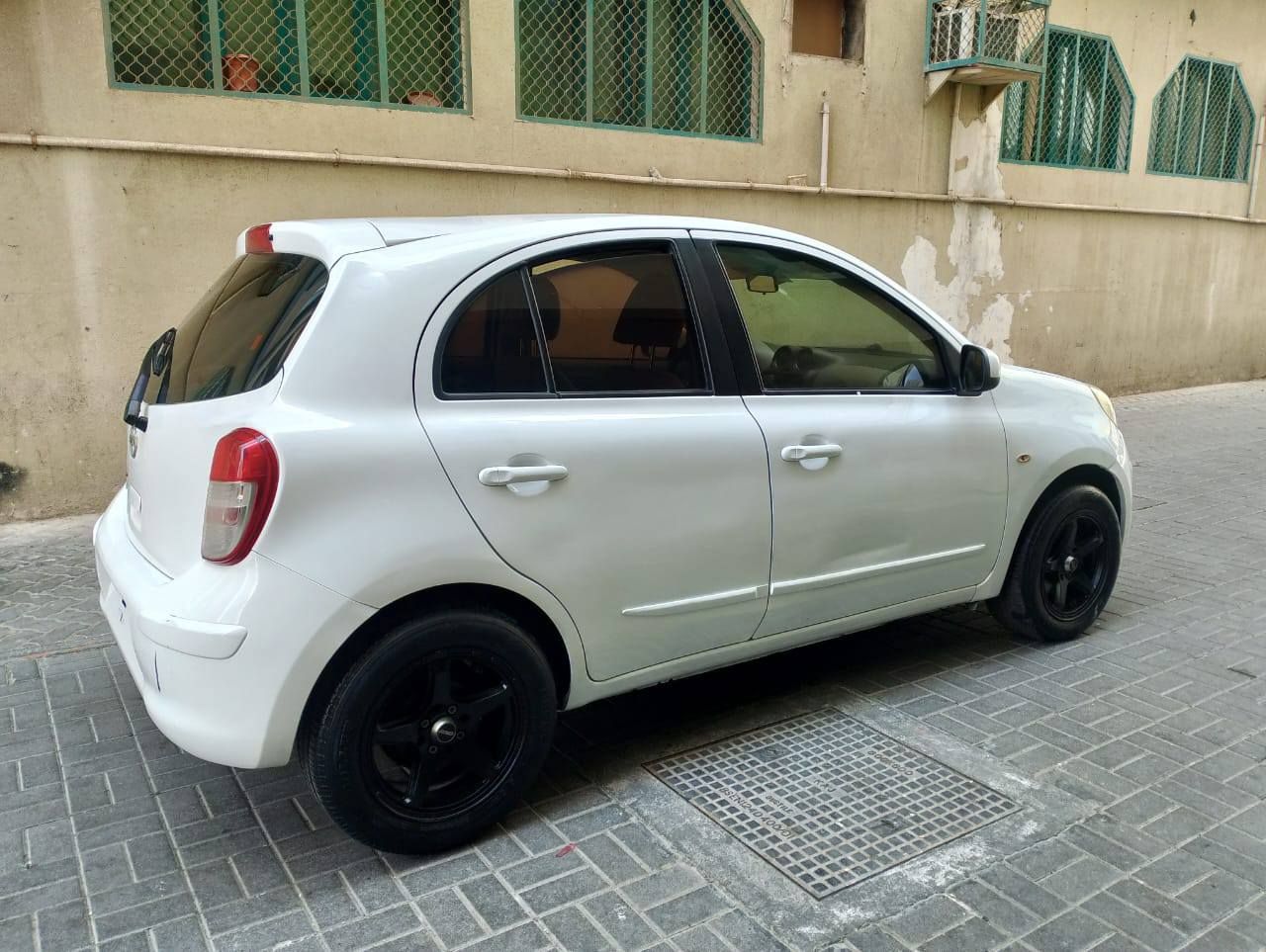 2015 نيسان ميكرا SV